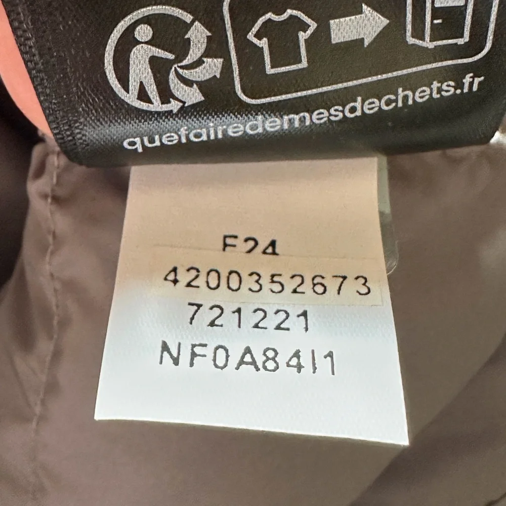 The North Face Mens Aconcagua 3 Zip-Front Puffer Jacket Size Small NWOT Charcoal